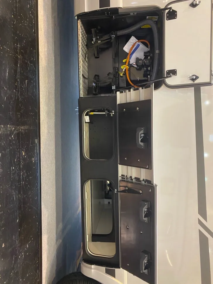 Fahrzeugbild Hymer B-Klasse ML I BlackLine 890 Sie sparen  19044,- #27
