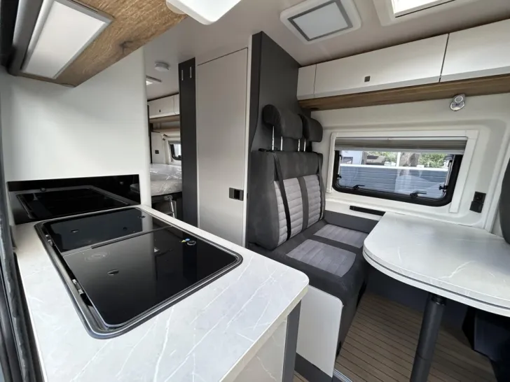 Fahrzeugbild Hobby Prestige Van First-Edition 640 ET #8