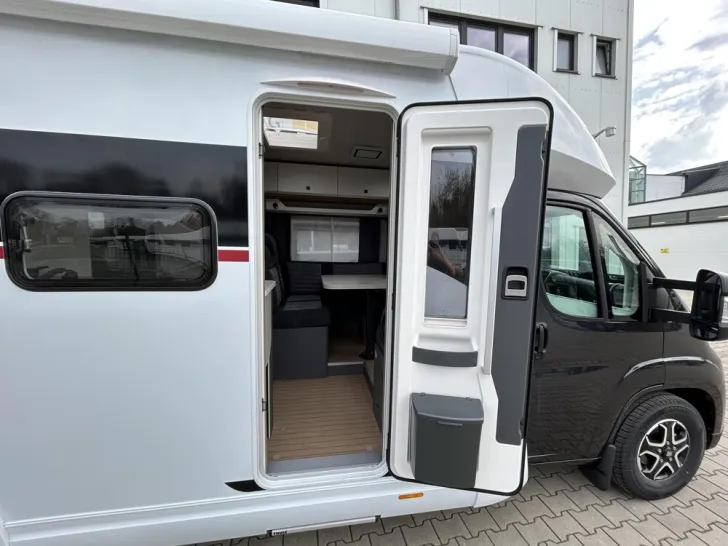Fahrzeugbild Hobby Prestige T 710 GE #6