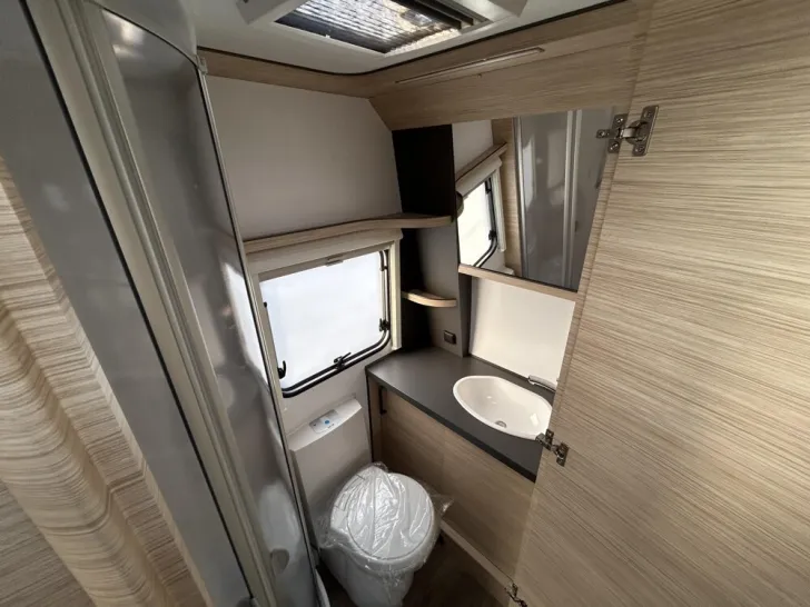 Fahrzeugbild Fendt Apero Activ 560 SKM #11