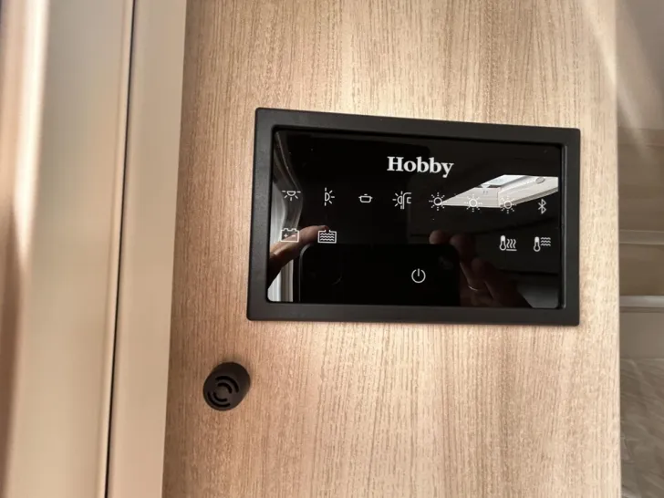 Fahrzeugbild Hobby De Luxe 490 KMF #16