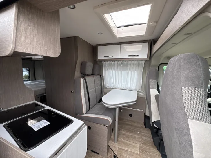 Fahrzeugbild Pössl D-Line 2WIN Plus Citroen 140 PS #8