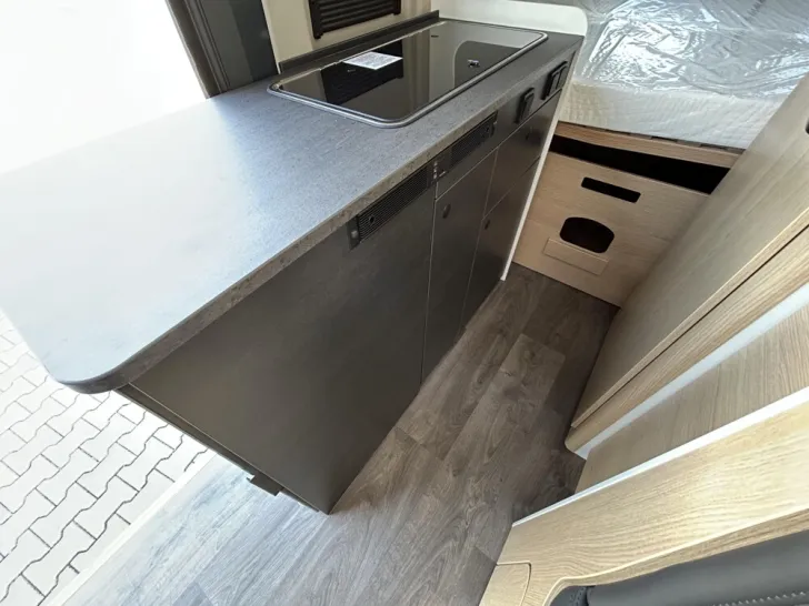 Fahrzeugbild Sunlight Camper Van Cliff 600 Adventure Edition #13