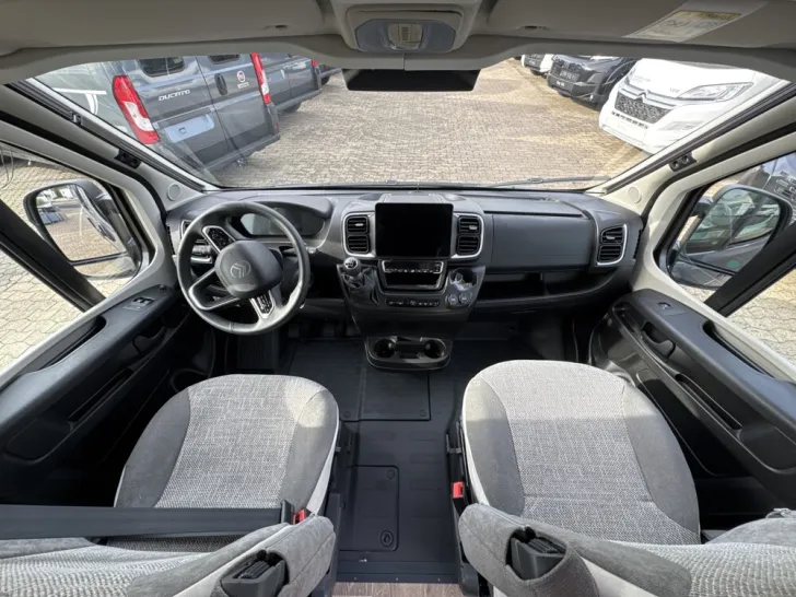 Fahrzeugbild Pössl D-Line 2WIN Plus Citroen 140 PS #9