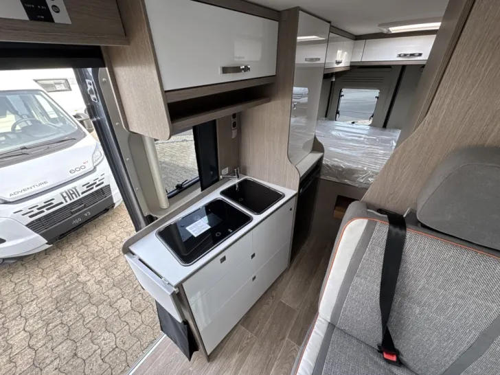 Fahrzeugbild Pössl D-Line 2WIN Plus Citroen 140 PS #10