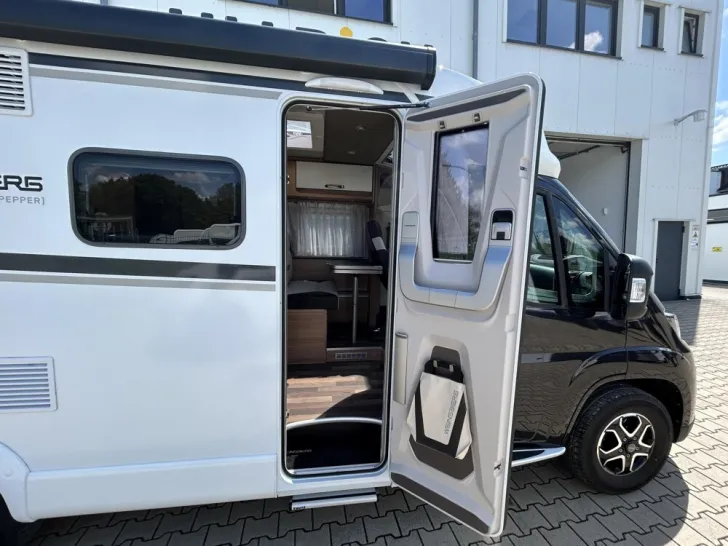 Fahrzeugbild Weinsberg CaraCompact EDITION PEPPER 600 MEG #6