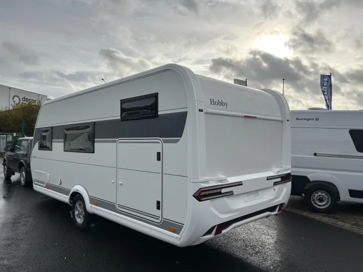 Fahrzeugbild Hobby De Luxe 545 KMF #3