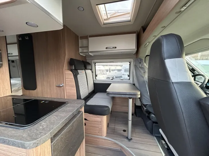 Fahrzeugbild Weinsberg CaraBus EDITION FIRE 600 MQ #7