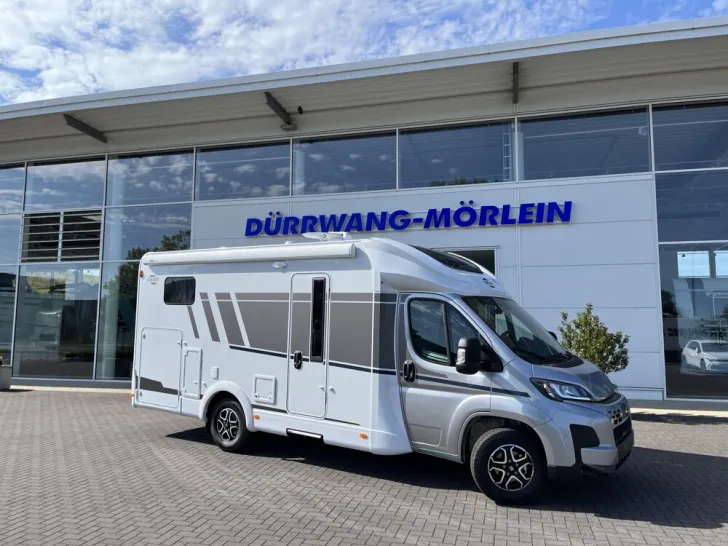 Fahrzeugbild Carado T 328 #1