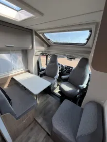 Fahrzeugbild Carado T 328 #8