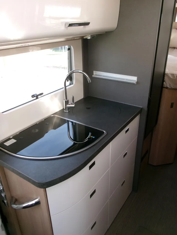Fahrzeugbild Carthago C2-tourer I 141 KB LE comfort Mercedes #10