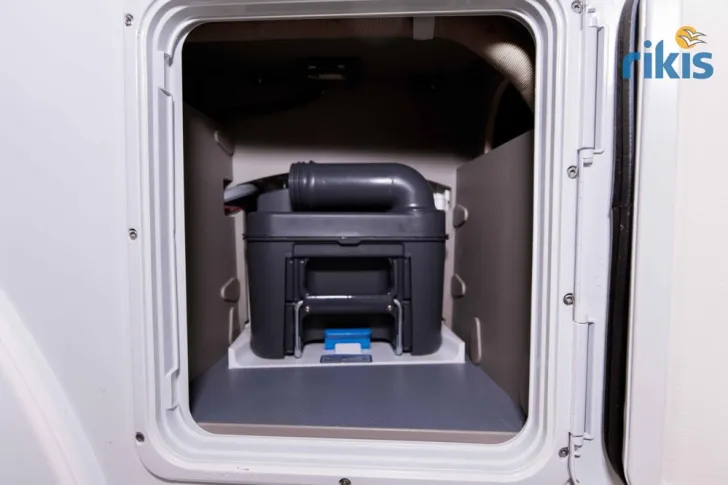 Fahrzeugbild LMC Tracer 730 EL #8