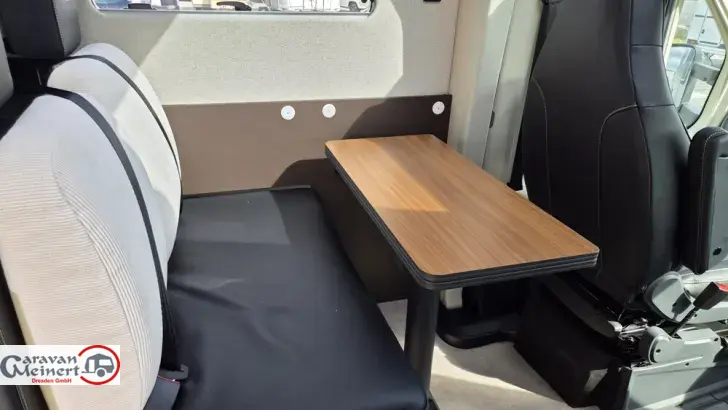 Fahrzeugbild Bürstner Signature SFT 7.4 #10