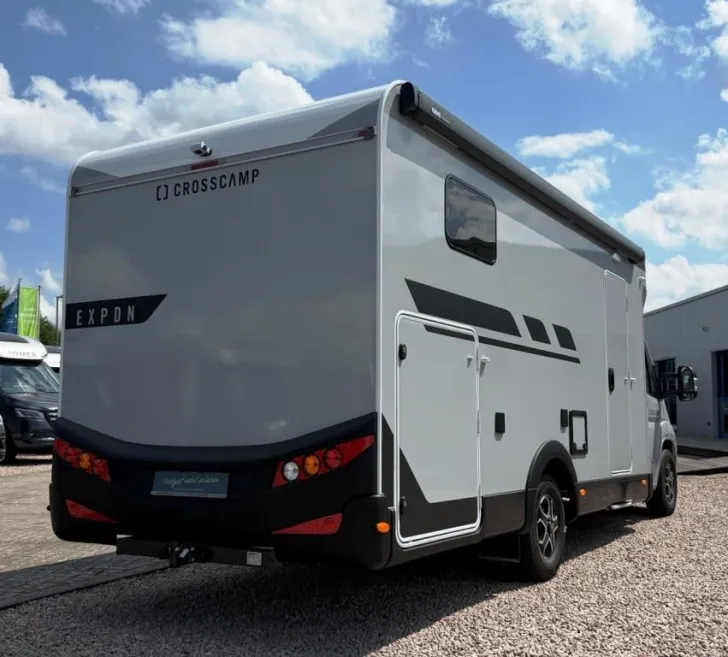 Fahrzeugbild Crosscamp EXPDN 7.4 E Verfüg./Sparen Sie 3.347,- € #3