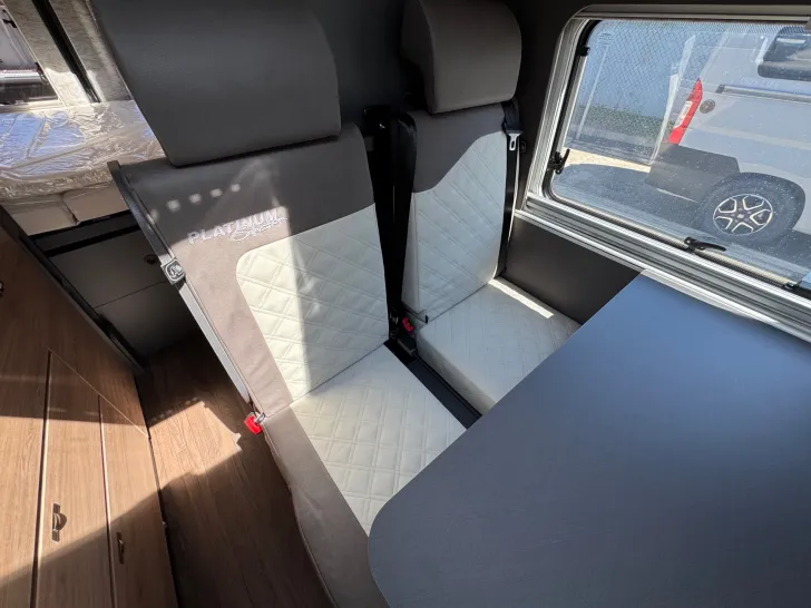 Fahrzeugbild Knaus BoxLife 600 MQ Platinum Selection *Care-Drive-Paket* #13