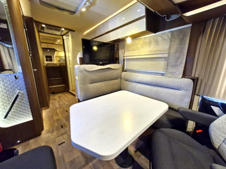 Fahrzeugbild Hymer B-Klasse ML I 780 *Vollluftfahrwerk*Hubstützen*ArktisPaket* #17