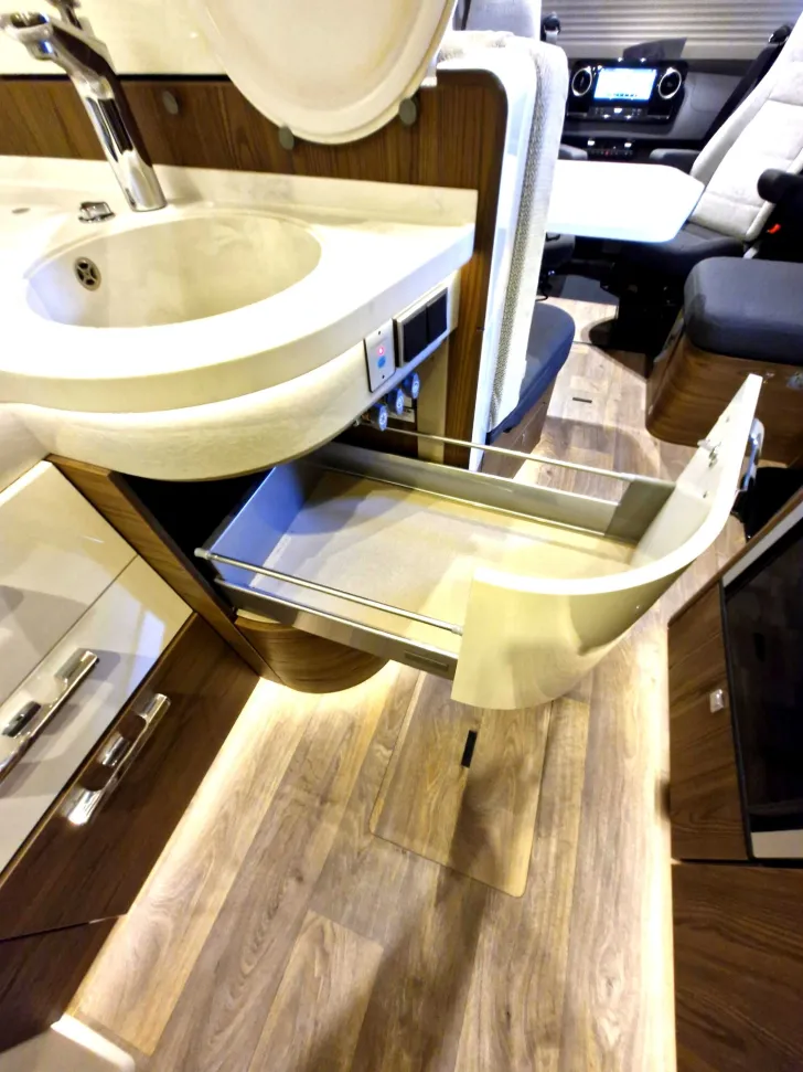 Fahrzeugbild Hymer B-Klasse ML I 780 *Vollluftfahrwerk*Hubstützen*ArktisPaket* #22