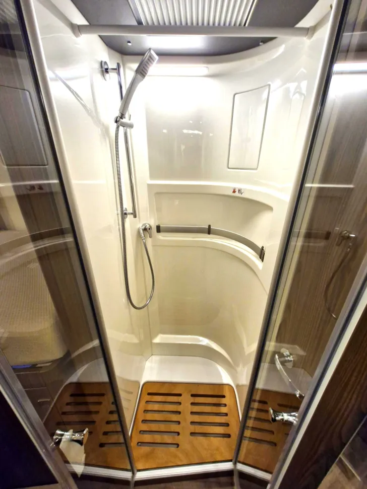 Fahrzeugbild Hymer B-Klasse ML I 780 *Vollluftfahrwerk*Hubstützen*ArktisPaket* #31