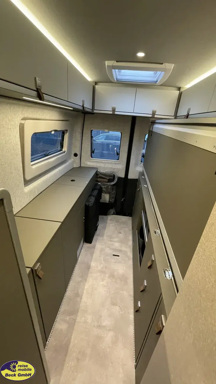 Fahrzeugbild Hymer Camper Van Grand Canyon S 700 Allradwochen bei Beck #13