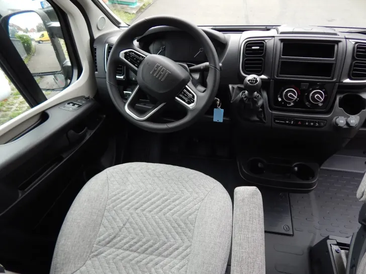 Fahrzeugbild Dethleffs Globetrail 600 ER Fiat Einzelbetten #3