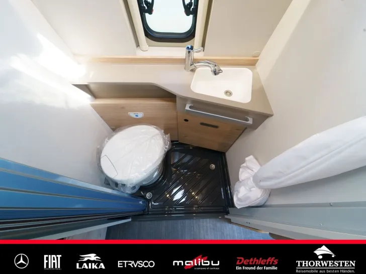 Fahrzeugbild Dethleffs Globetrail 600 DK Fiat ACC MARKISE 95-Jahre #30