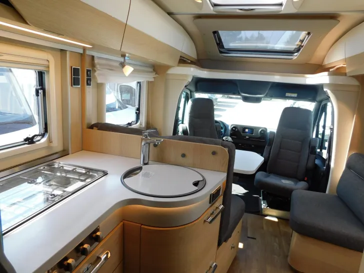 Fahrzeugbild Hymer B-Klasse MC T 550 Solar, Lithium, SAT+TV #13