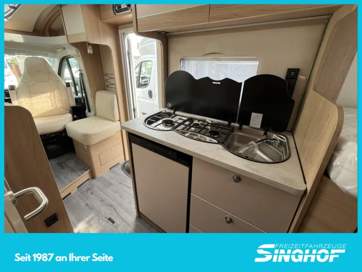 Fahrzeugbild LMC Cruiser 70 V 643 G #9