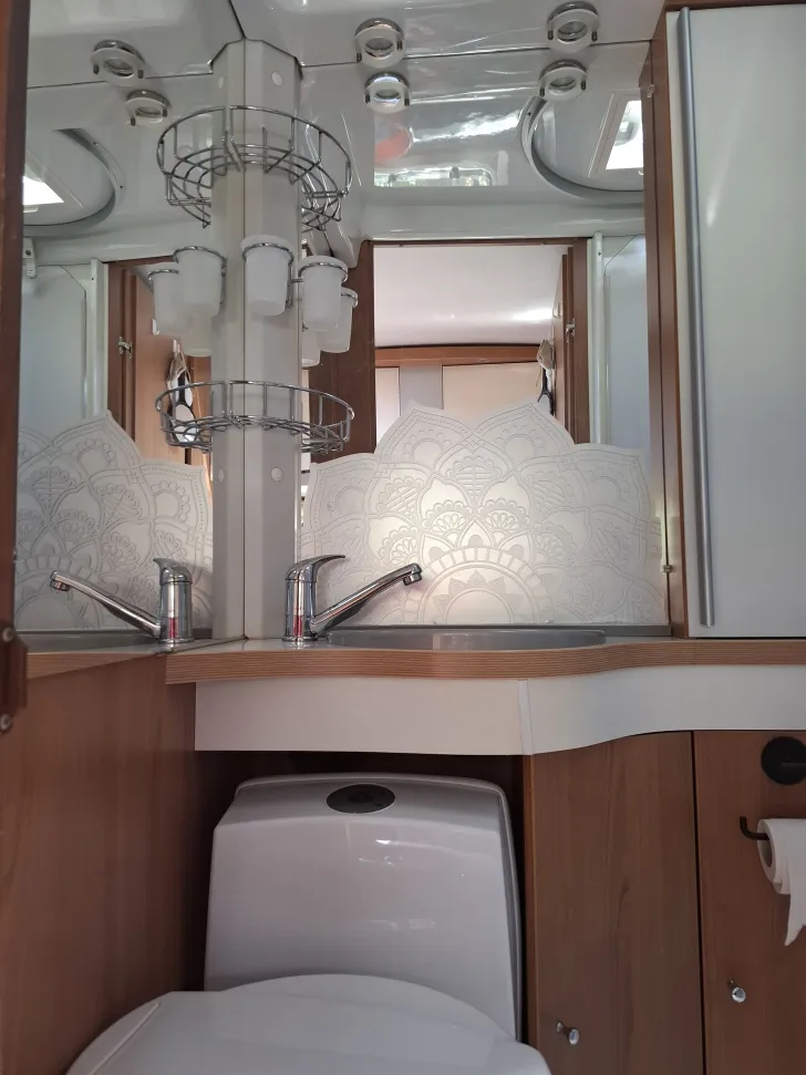 Fahrzeugbild LMC Liberty 708G Start TI gut gepflegt, Gebrauchsspuren #4
