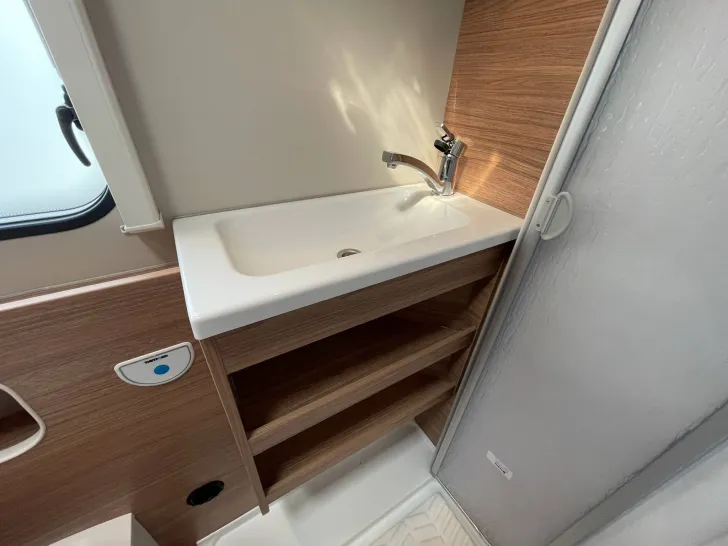 Fahrzeugbild Weinsberg CaraHome 650 MEG ++ABVERKAUF++ #39