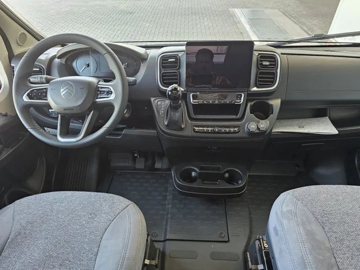 Fahrzeugbild Carado V 347 Pro+, Safety + Digital Paket, ACC #7