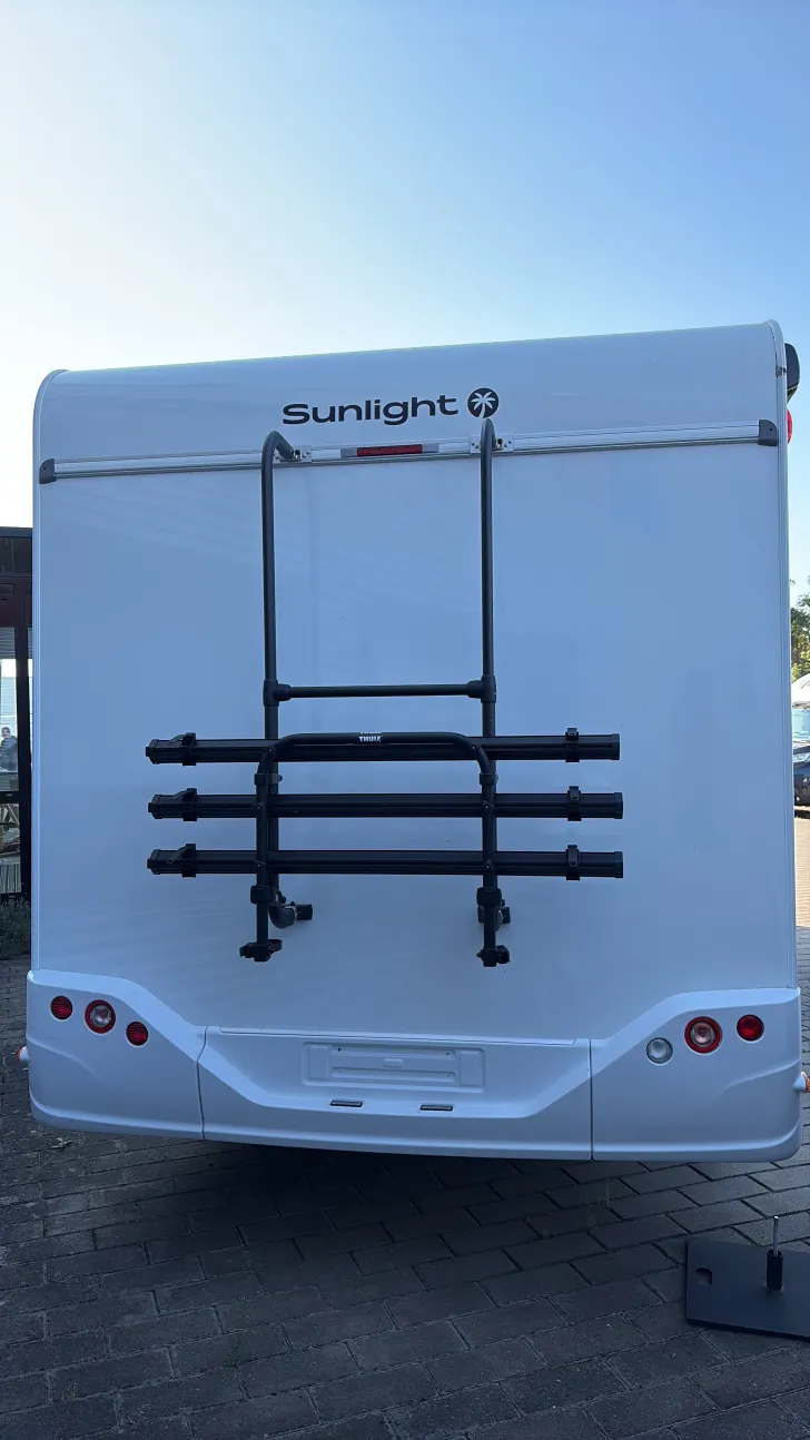 Frontal Hinten Sunlight T 67S SUB Sofort verfügbar