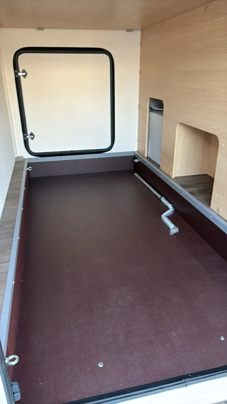 Heckgarage Sunlight T TS 67 SUB Sofort verfügbar