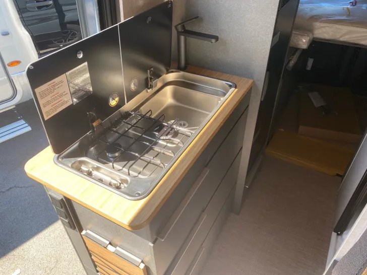 Fahrzeugbild Hymer Redwood 601 Redwood Explorer m. Schlafdach #13