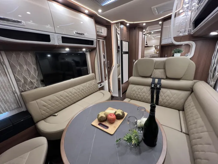 Fahrzeugbild Carthago chic s-plus I 61 XL LE (323) #17