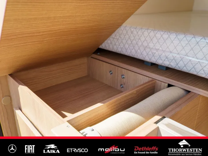 Fahrzeugbild Malibu Van compact 600 LE Fiat Längsbetten #18