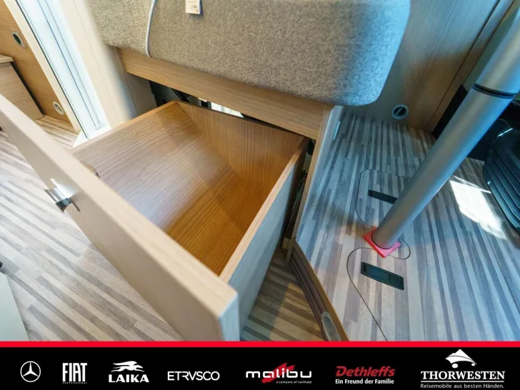 Fahrzeugbild Malibu Van compact 600 LE Fiat Längsbetten #39