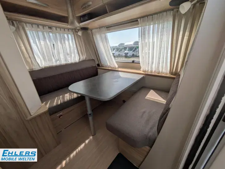 Fahrzeugbild Hymer Eriba Eriba Nova Light 442 Mover/Solar/Fahrradträger/Vorzelt/Markise/TV #6