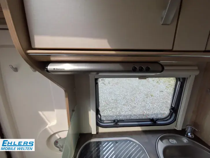 Fahrzeugbild Hymer Eriba Eriba Nova Light 442 Mover/Solar/Fahrradträger/Vorzelt/Markise/TV #9