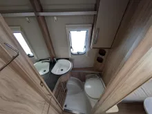 Fahrzeugbild Hymer Eriba Eriba Nova Light 442 Mover/Solar/Fahrradträger/Vorzelt/Markise/TV #14