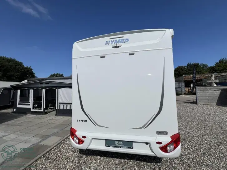 Fahrzeugbild Hymer B-Klasse 678 DL ALL IN ONE #6