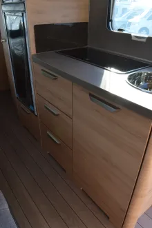 Fahrzeugbild Knaus Südwind 540 FDK 60 Years Kühlschrank 177l #11