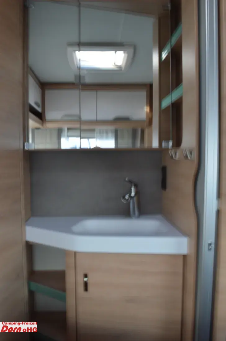 Fahrzeugbild Knaus Südwind 540 FDK 60 Years Kühlschrank 177l #13