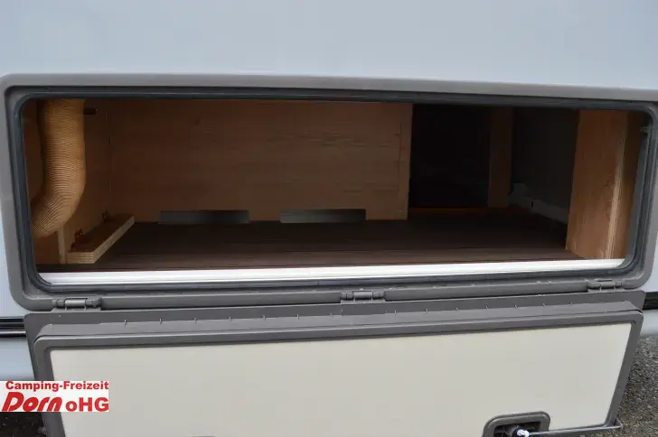 Fahrzeugbild Knaus Südwind 540 UE Black Selection Elektrische Fußbodenerwärmung #7
