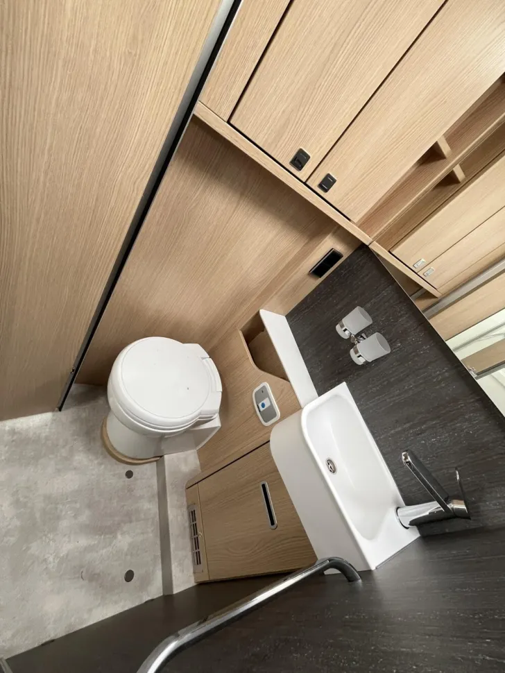 Fahrzeugbild Hymer B-Klasse ML I 780 BlackLine #5