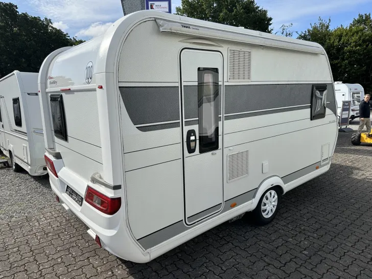 Fahrzeugbild Hobby De Luxe 400 SFe Mover; Markise; Fahrradträger #3