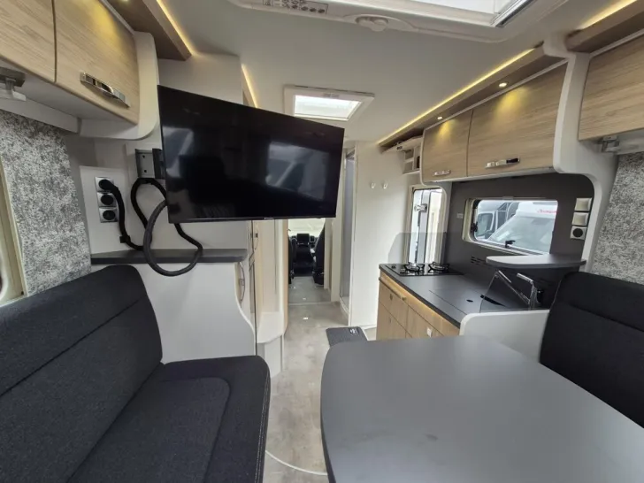 Fahrzeugbild Frankia F-Line A 680 PLUS EDITION TOGETHER 4.5T #9