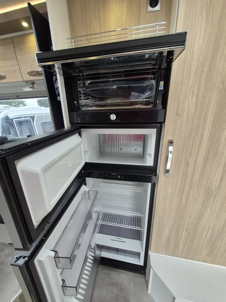 Fahrzeugbild Frankia F-Line A 680 PLUS EDITION TOGETHER 4.5T #10
