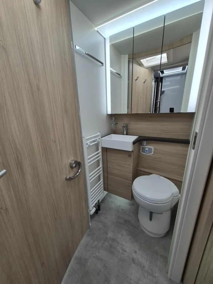 Fahrzeugbild Frankia F-Line A 680 PLUS EDITION TOGETHER 4.5T #16