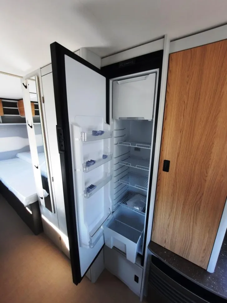 Fahrzeugbild Bürstner B66 535 TL Verfüg./Sparen Sie 4.310,- € #16