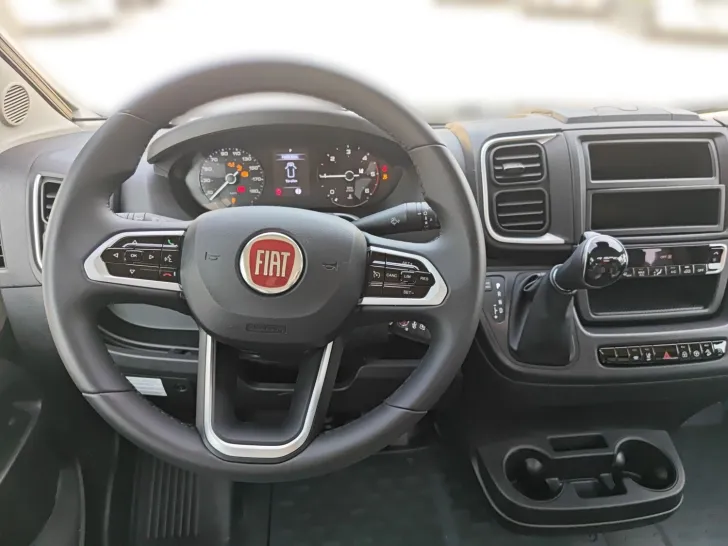 Fahrzeugbild VanTourer 600 L Fiat 140 PS #8